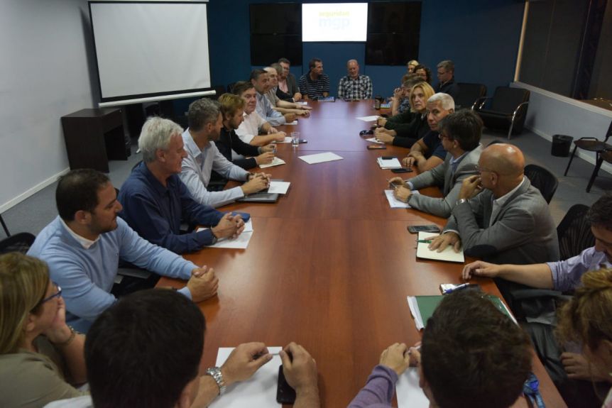 Montenegro encabezó su primera reunión de Gabinete