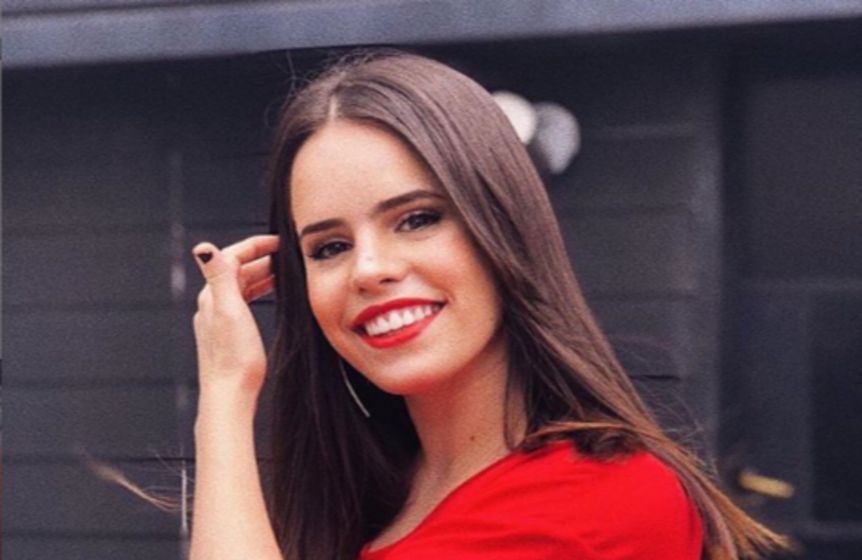 Sofia Morandi se enojó tras no poder cantar