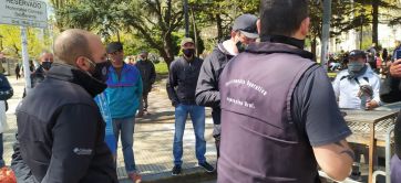 Desde el Sindicato de Choripaneros apuntaron contra Bonifatti: “queremos trabajar, no aguantamos más”