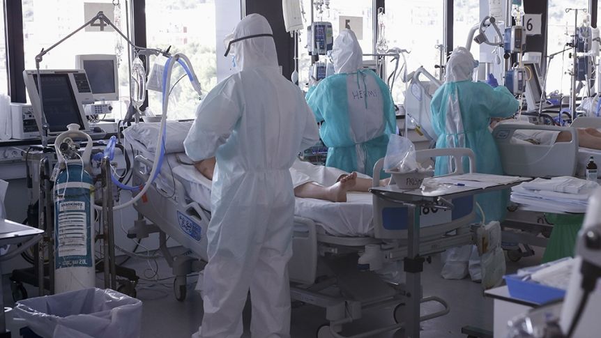 Los números de fin de semana marcan una baja en los contagios y los fallecimientos