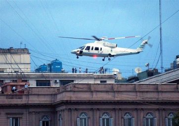 20 años del día en que dejaron solo a Rodríguez Saá en Chapadmalal y terminó renunciando