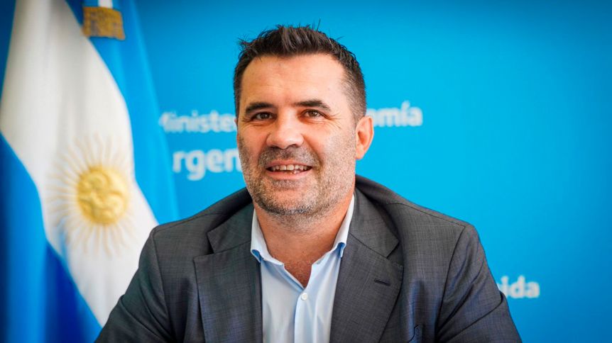 Crecen las versiones de una renuncia de Martínez a Energía: quiénes podrían reemplazarlo