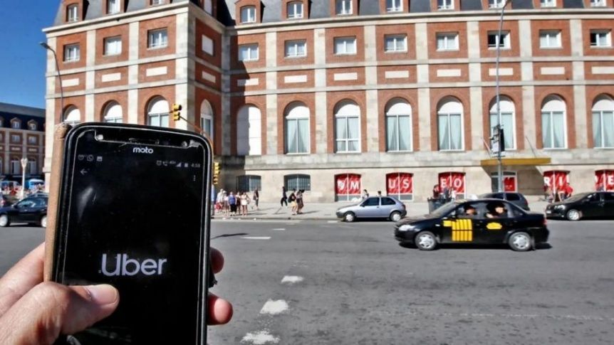 Aplicaciones de transporte: ¿un debate que vuelve para la temporada?