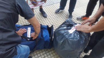 Operativo de Inspección General en la Puerta del Teatro Colón