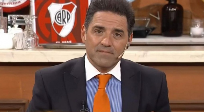 Mariano Iúdica: movilizado, despide a su hija