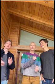 El divertido video de Valeria Mazza bailando con sus hijos