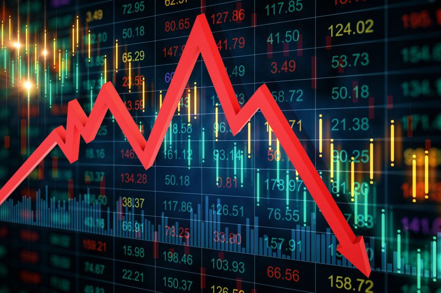 Lunes negro para los mercados: qué pasa con el bitcoin y las cripto