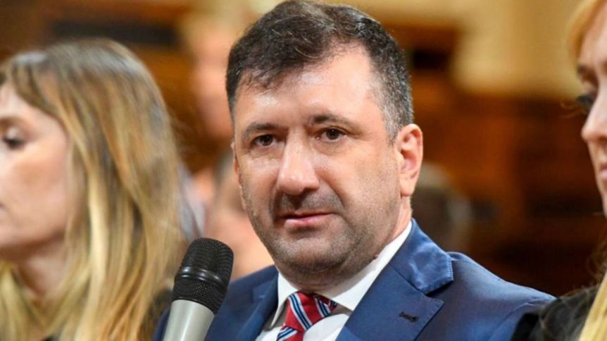 El Gobierno analiza pedir la destitución a diputados y senadores con causas judiciales