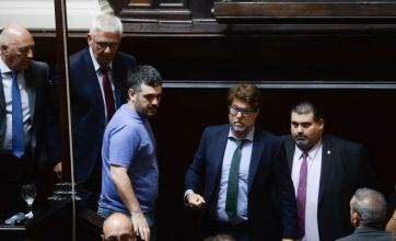 Endeudamiento desprendido, negociación estancada y cuarto intermedio en Diputados