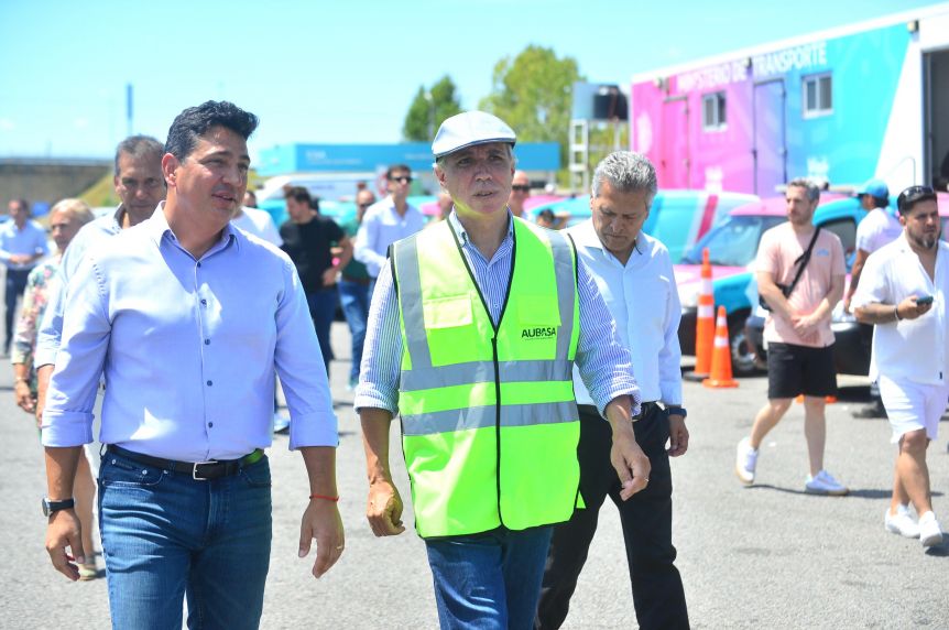Entre recorridas y fiscalizaciones, Marinucci se calzó el traje de ministro