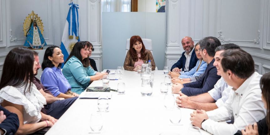 Cristina celebró la normalización del PJ correntino y se reunió con sus dirigentes