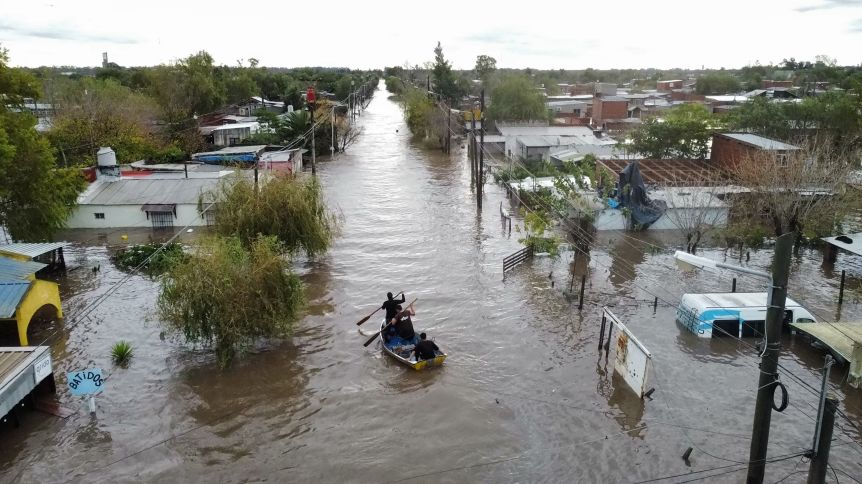 Con 3100 evacuados y 30 municipios afectados, el temporal tiene en vilo a la PBA