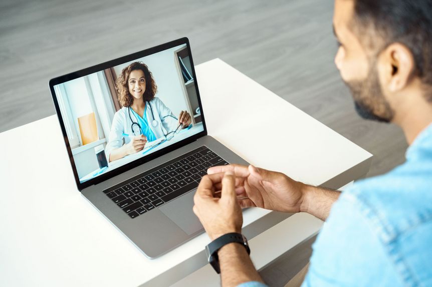 Telemedicina: la apuesta digital del Municipio que no resuelve el colapso sanitario en los barrios