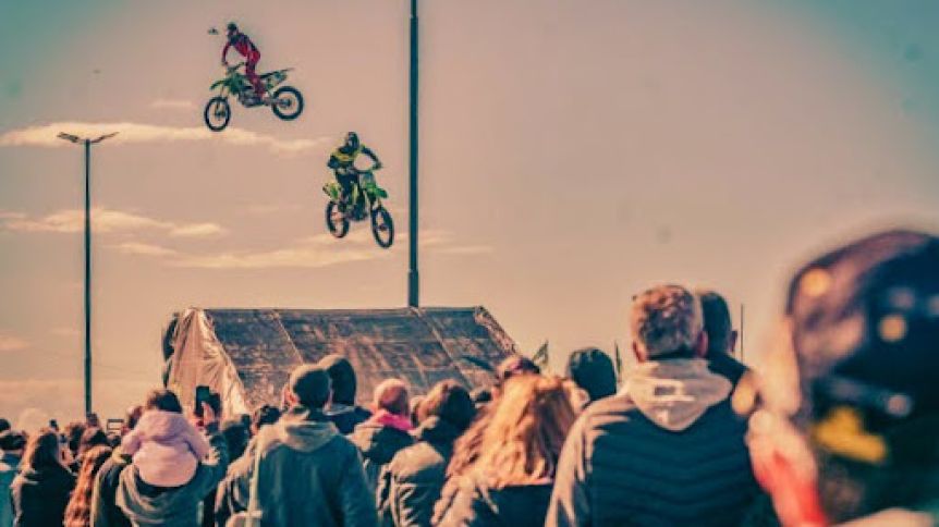 El Enduro del Invierno acelera en el Concejo mientras vuelve la polémica por el impacto ambiental