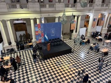 La Justicia comienza el recuento y Fuerza Patria planea ir voto a voto