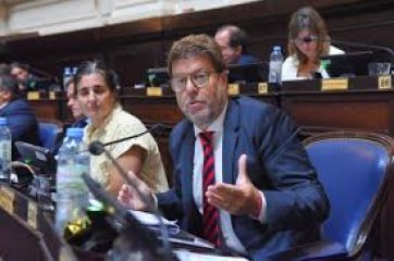 Legisladores opositores no creen en la baja de impuestos que propuso la Provincia