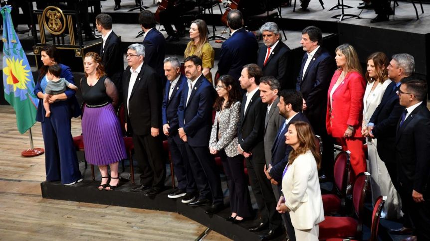 Quién gana, quién pierde: los recursos con los que dispone cada ministerio de la Provincia en 2026