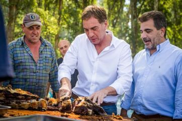 Las tribus amarillas, en una ardua discusión por la distancia o cercanía con los libertarios