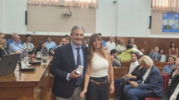 Entre ausencias y reclamos, se entregaron las medallas a los ediles que dejan el HCD