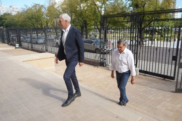 Kicillof dijo que coparticipará con los distritos lo que se recupere de la deuda nacional