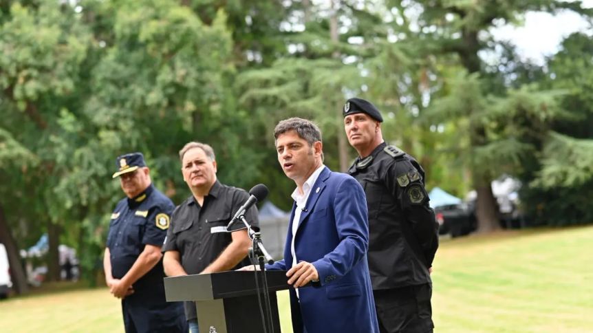 Con meses de atraso, la Provincia oficializó subas para policías y penitenciarios