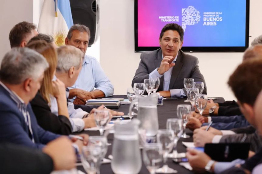 La Provincia anunció que reforzará los subsidios a las empresas de colectivos