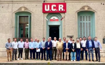 Intendentes vs. legisladores: ¿una batalla que se cuece a fuego lento?