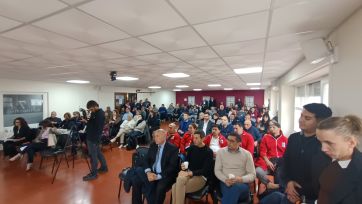 Abad abre el debate por la reforma política en la Facultad de Derecho