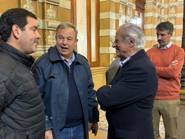 Ante la crisis en salud, intendentes llegan a La Plata para reunirse con Kicillof y Kreplak