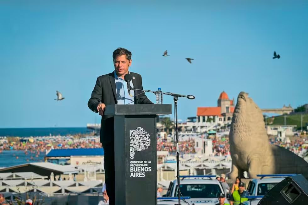 Kicillof reactiva su agenda en Mar del Plata, donde la interna sigue viva