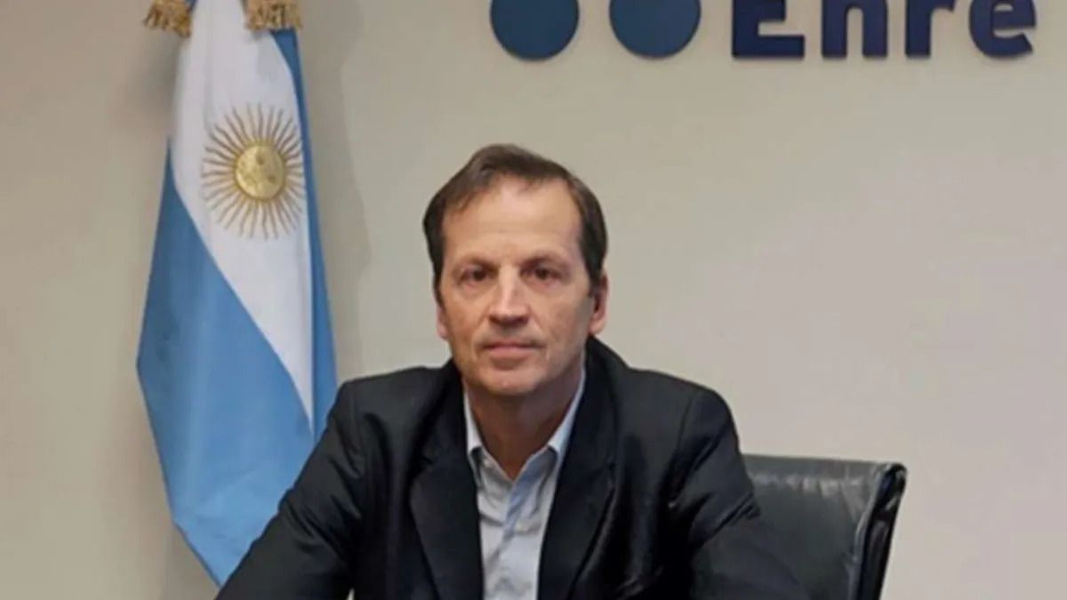 Cortocircuito en el gobierno: renunció el titular del ENRGE a menos de un mes de asumir