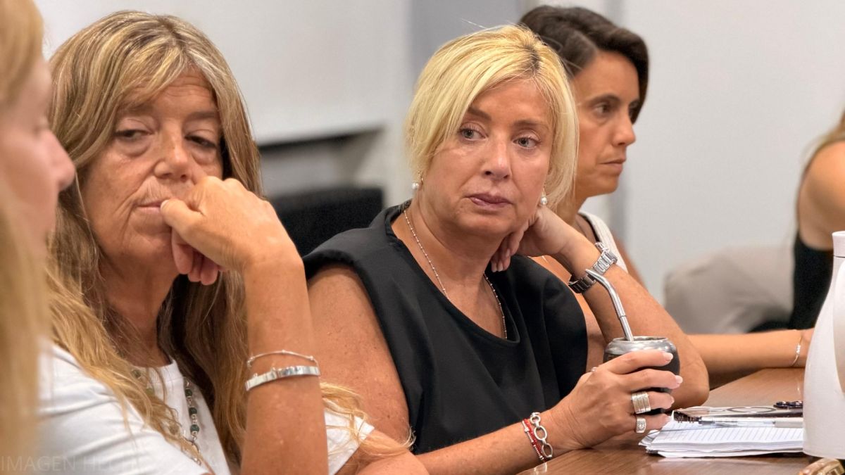 Azcoitía propone crear una mesa de trabajo para coordinar políticas sobre consumos problemáticos