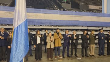 Neme encabezó el acto por el Día de la Bandera