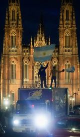 En los municipios se festejó fuerte la clasificación a la final de la Scaloneta