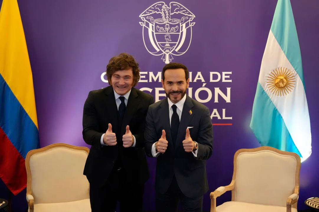Milei sigue con su gira continental: se reunió con el nuevo presidente de Colombia