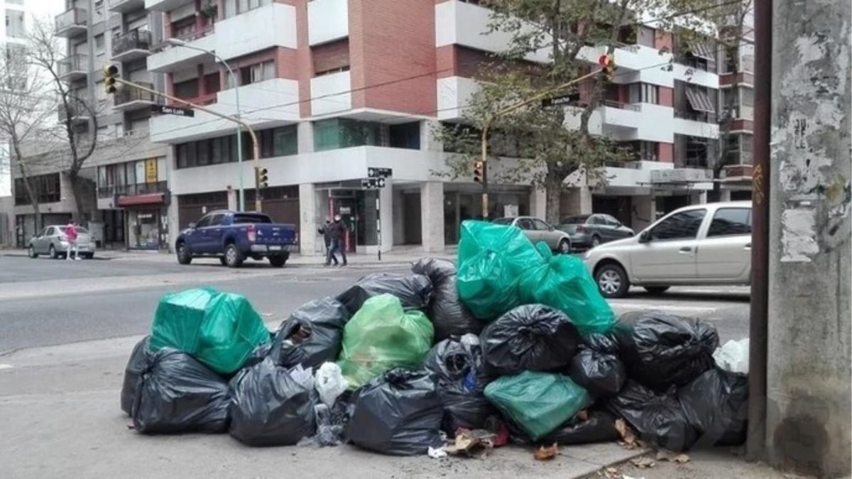 Otra señal de la crisis: el Municipio saldrá a cobrar una tasa que adeudan más de 2.500 comercios e industrias