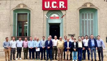 Intendentes radicales frente a la crisis: “Tenemos puesto el freno de mano”