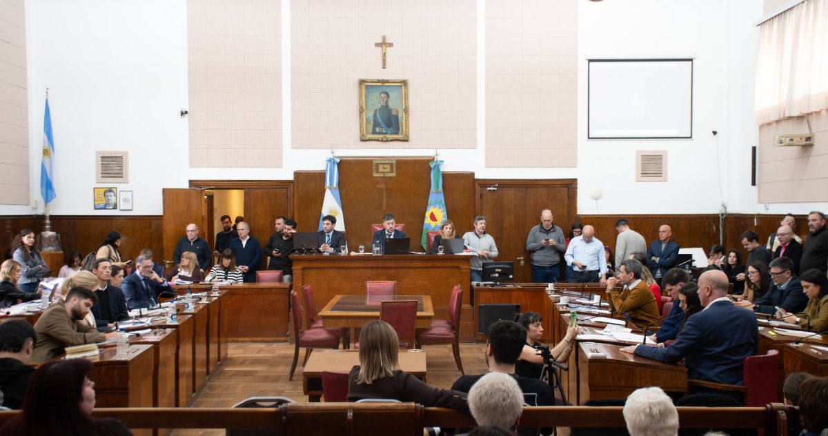 Un pedido a Provincia para quitar los celulares de las cárceles y un cruce que desbordó el debate en el HCD