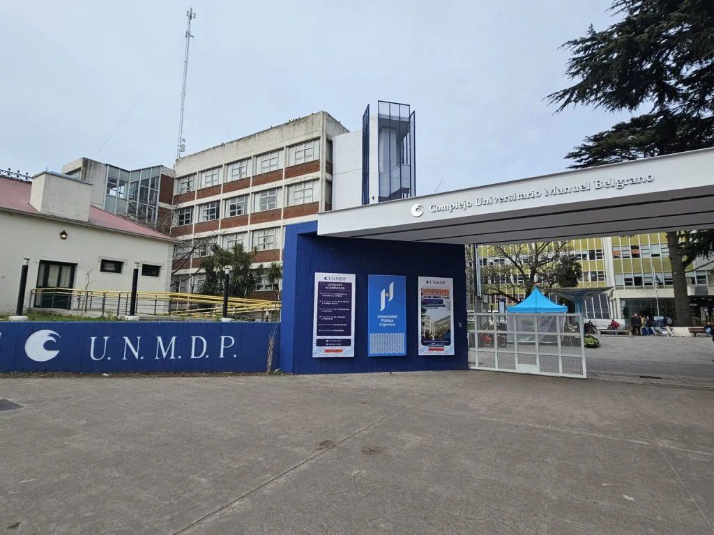 Aulas vacías y contundente acatamiento al paro docente y nodocente en la UNMDP