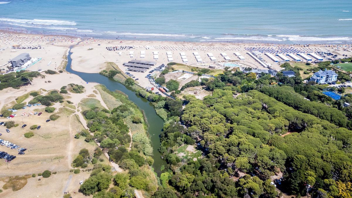 La oposición pone la lupa sobre las playas del sur por movimientos de suelo y nuevas construcciones