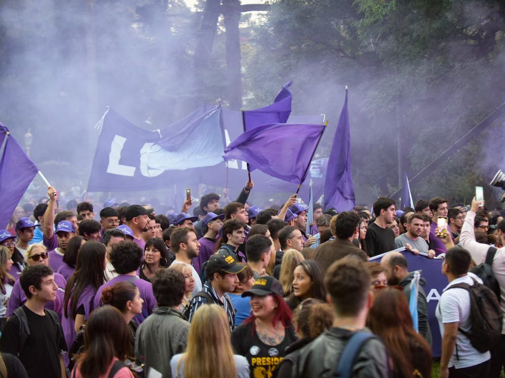 La juventud libertaria pasa al frente: más de 1.200 militantes se reunirán en un congreso provincial